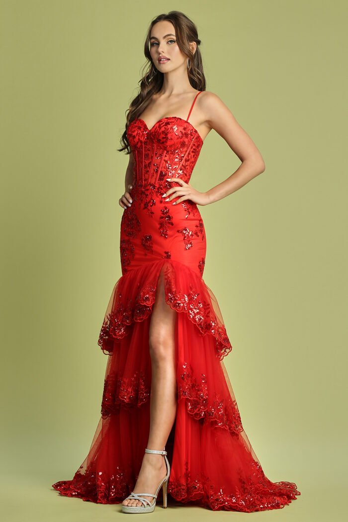 APPLIQUE FITTED SLEEVELESS TIERED SLIT GOWN - Image 2