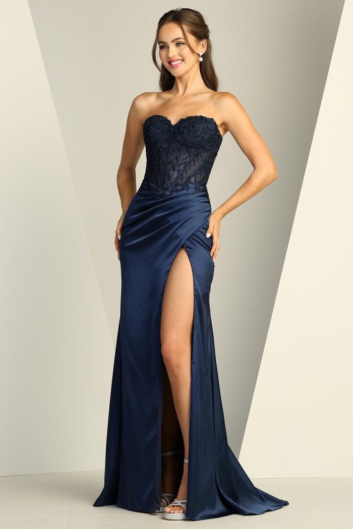 EMBROIDERED FITTED STRAPLESS SLIT GOWN - Image 6